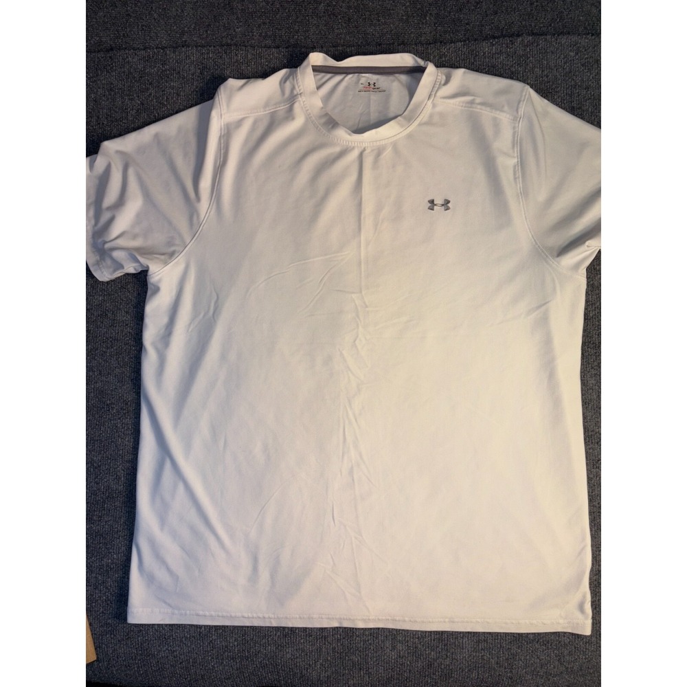 Under armour T Shirt Men XL White HeatGear Short Sleeve Crew Neck Logo Pullover